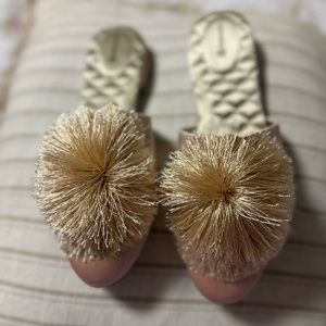 Birdies Songbird in Linen size 7 Never Worn